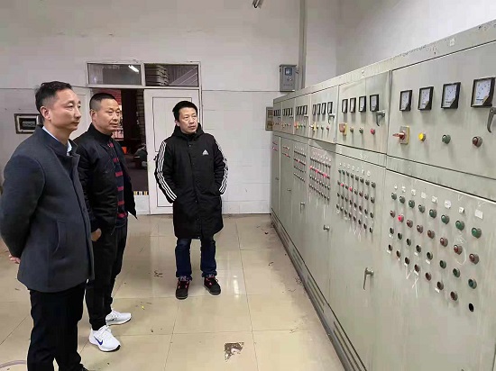 说明: C:\Users\Administrator\Desktop\beat365亚洲版官网开展冬季消防安全检查活动2021.12.17\beat365亚洲版官网开展冬季消防安全检查活动2021.12.17\2.jpg