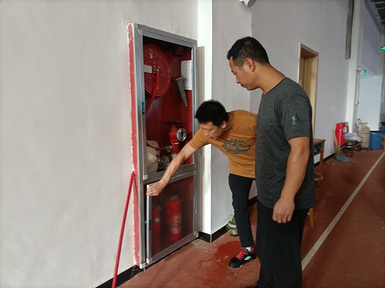 说明: C:\Users\Administrator\Desktop\beat365亚洲版官网深入开展安全检查工作2022.9.30\beat365亚洲版官网深入开展安全检查工作2022.9.30\4.jpg