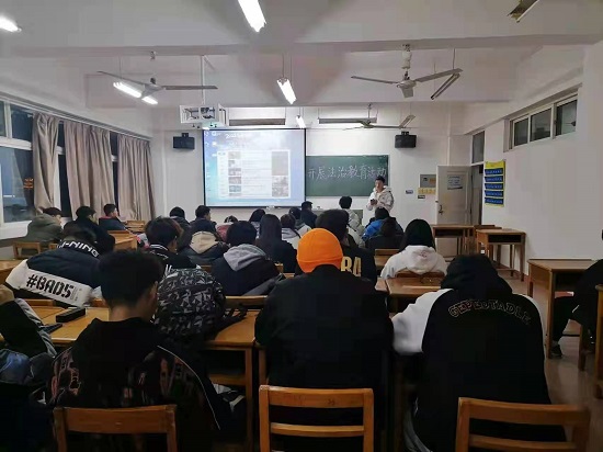 说明: C:\Users\Administrator\Desktop\beat365亚洲版官网开展“国家宪法日”主题教育活动\beat365亚洲版官网开展“国家宪法日”主题教育活动\微信图片_202112060902081.jpg