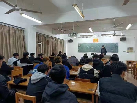 说明: C:\Users\Administrator\Desktop\beat365亚洲版官网在学生中开展禁毒专项教育\beat365亚洲版官网在学生中开展禁毒专项教育\微信图片_20211224161027.jpg